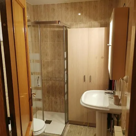 Cinema Apartment *