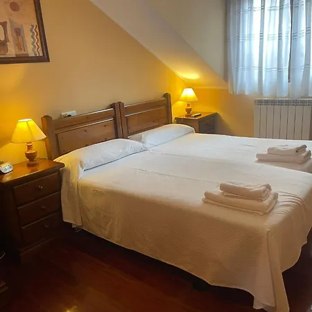 Cinema Appartement Onís